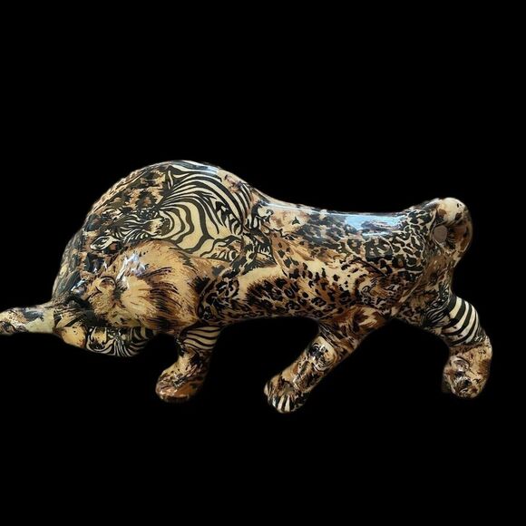 Vintage‎ Porcelain Patchworks Safari Bull Figurine 12" x 4" x 5 3/4" - Picture 5 of 6
